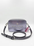 Kate Spade cartera morada brillante
